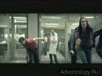 Телереклама "Кафе", бренд: Wrangler Jeans, агентство: Abbott Mead Vickers BBDO