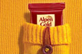   "Alpen Gold Express 2" 
: Ogilvy & Mather Russia 
: Kraft Foods Russia 
: Alpen Gold 