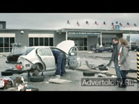 ����������� "Border Crossing", �����: SportChek, ���������: Bos Advertising